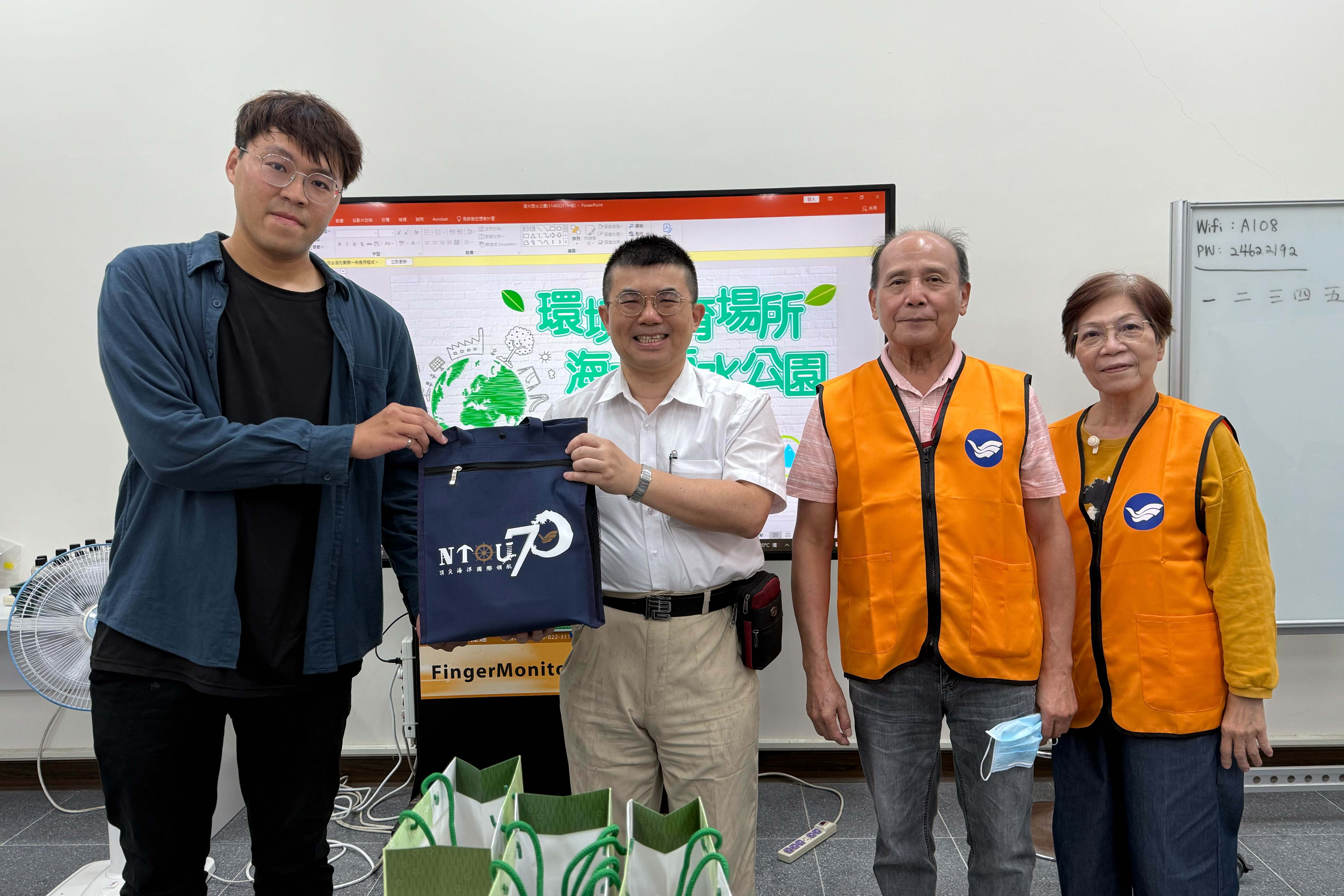 曾聖文老師感謝環安組同仁及環保志工的辛勞