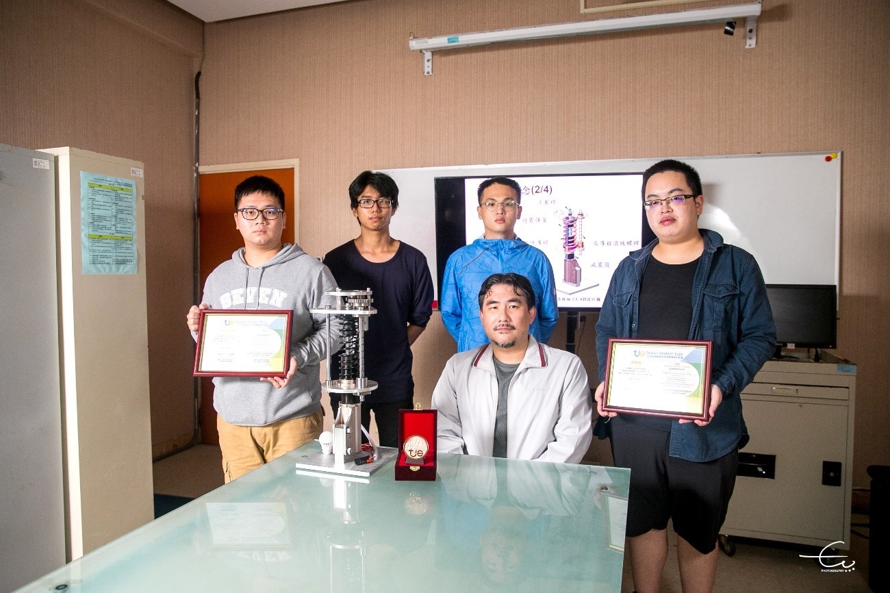 海大機械系張文桐副教授帶領學生打造發電避震器