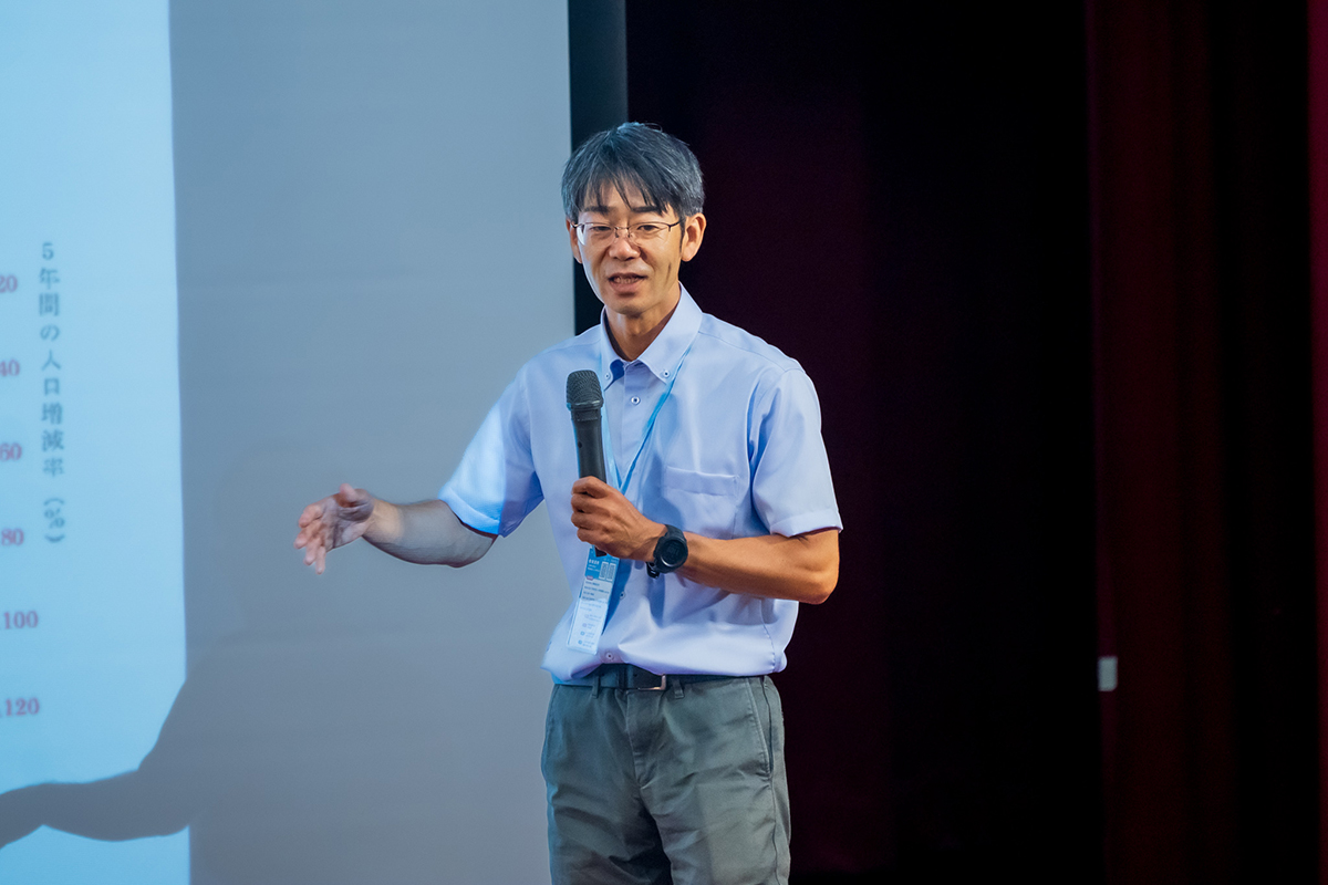 高知大學赤池慎吾副教授探討高知縣社會實踐活動以及與臺灣學生的學術交流的聯合教育措施