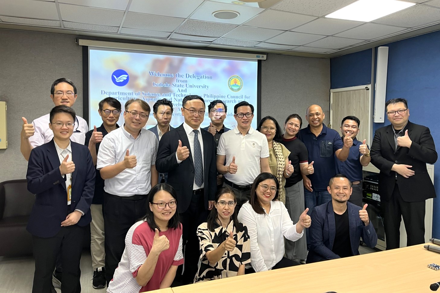 菲律賓訪問團與海大聚焦水產科學研究深入交流