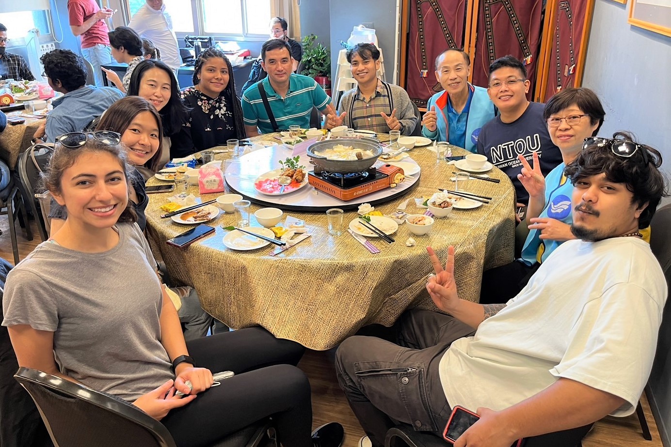 各國外籍生透過在地飲食認識台灣原住民文化與海洋文化