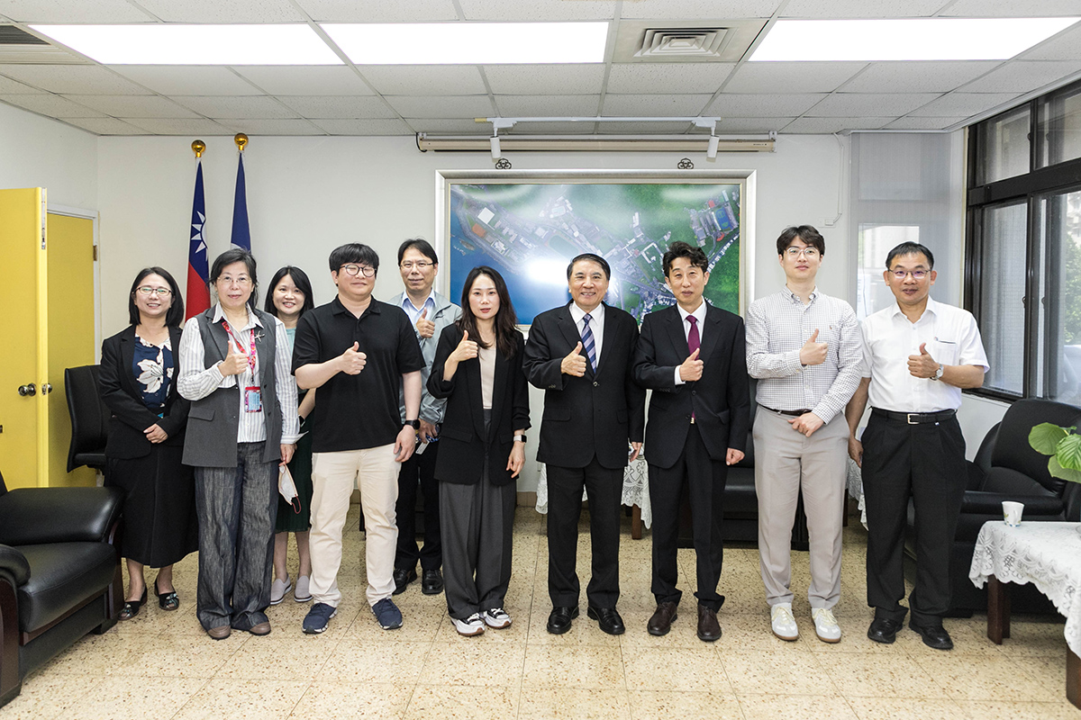 韓國國家海洋教育機構於5月14日訪問海大