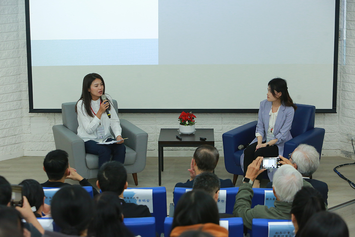 謝佳芸船副及蕭嬙管輪經驗分享