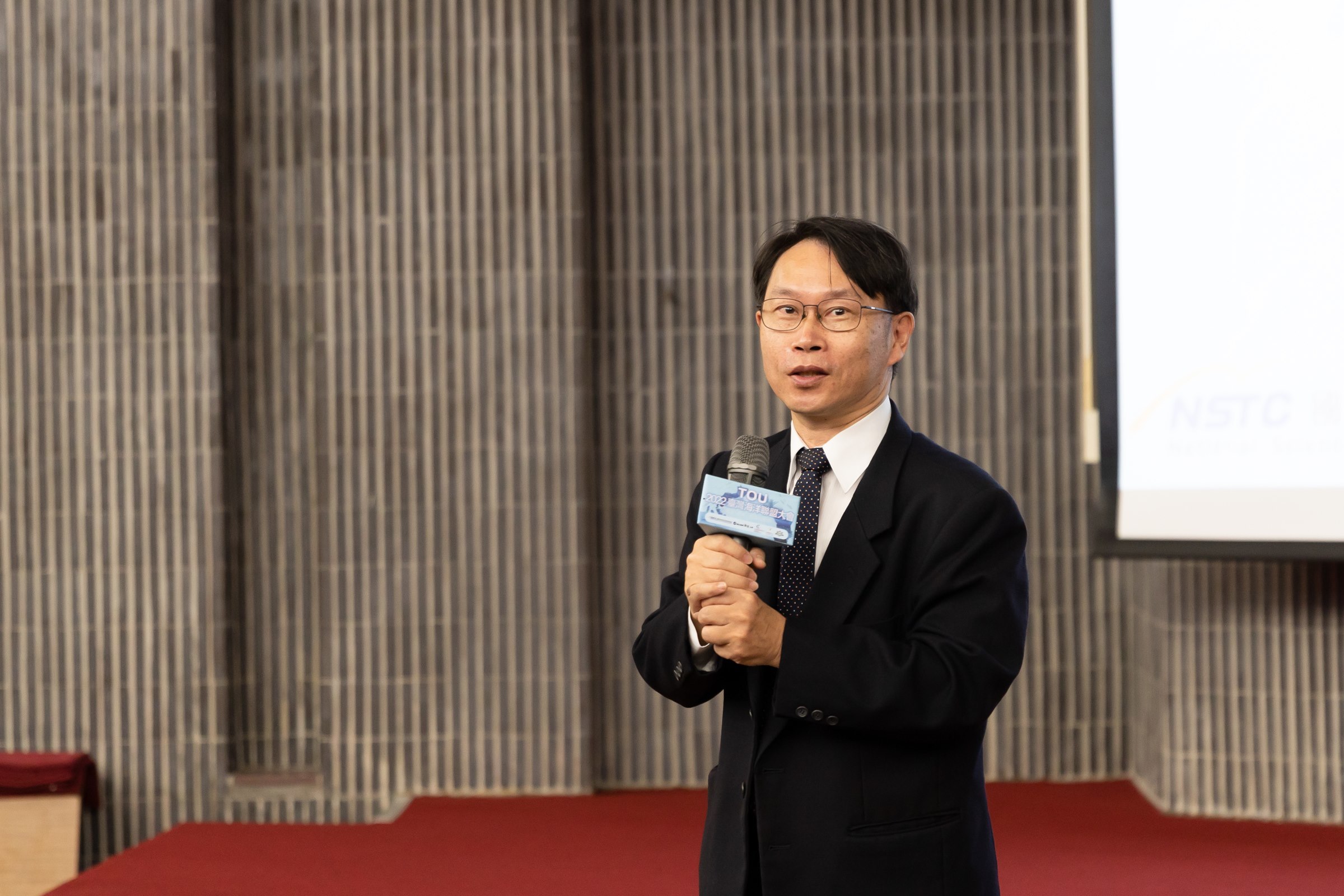 李明安副校長期望透過海洋科技的整合可以達到永續海洋之目標