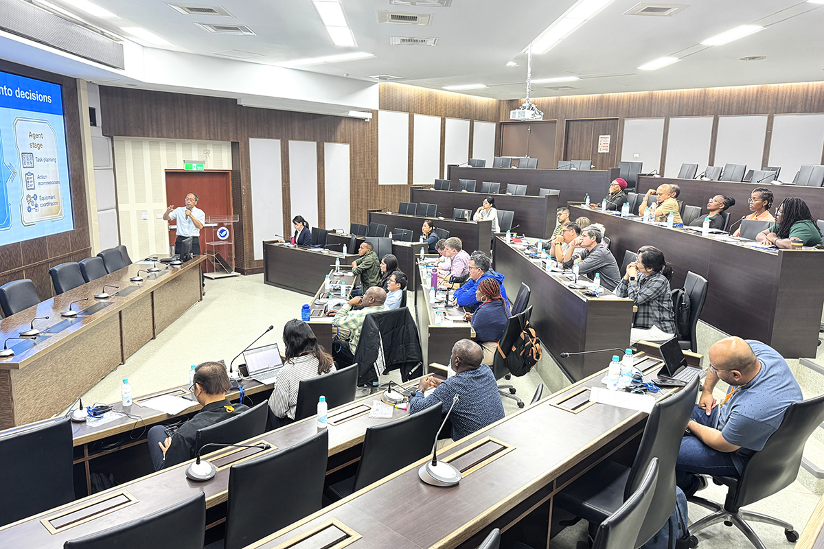 資工系鄭錫齊教授兼圖資長分享精準養殖技術結合數位轉型策略於智慧漁場管理之實務成果