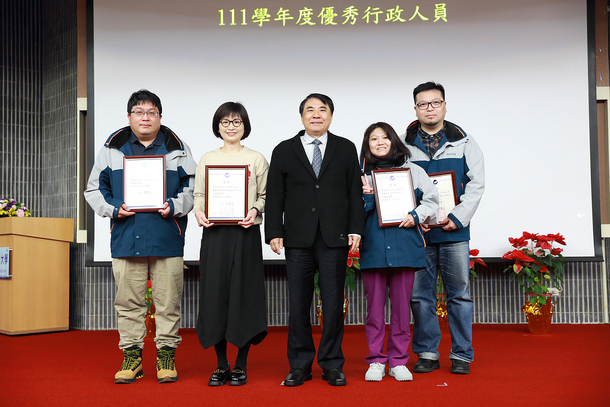 112優秀行政人員3