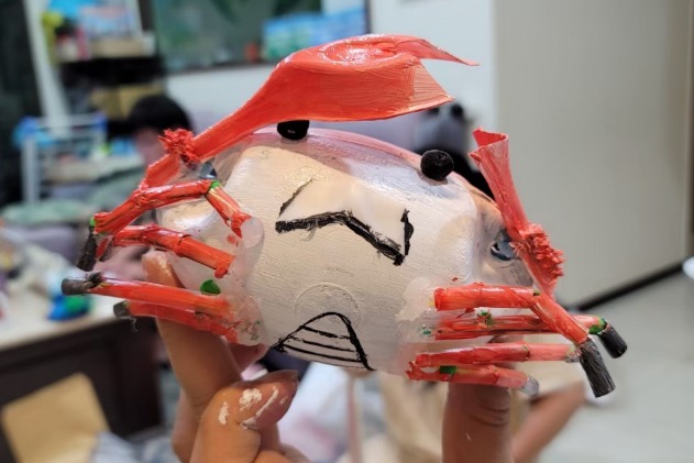 「真多蟹」課程讓學生以海洋廢棄物創作出屬於自己螃蟹模型