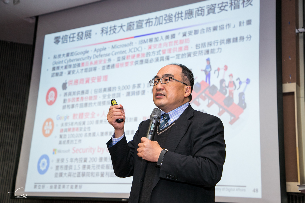 呂正華署長說數位化人才培育到為企業所用是非常重要的課題