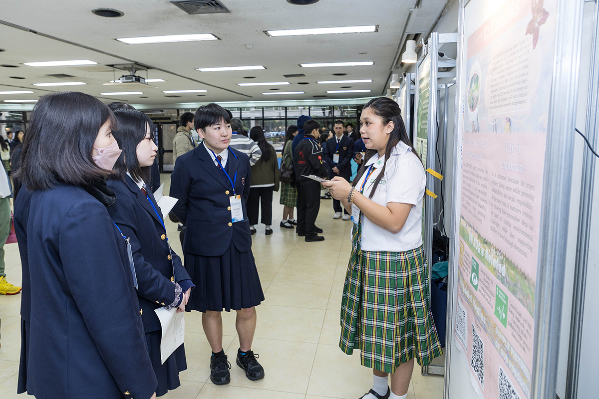 菲律賓拉薩利亞利帕綜合學校的學生發表永續相關議題