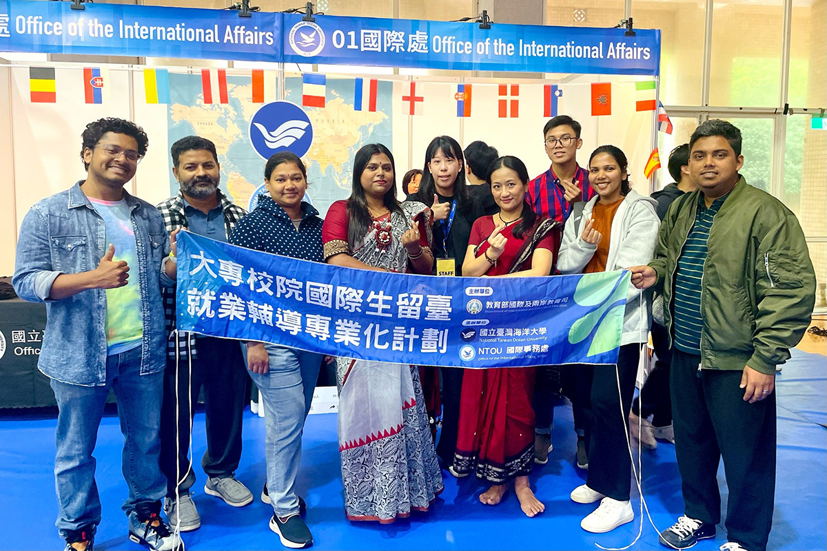 國際處設置專區協助來自各國的學生了解在臺就業相關資訊