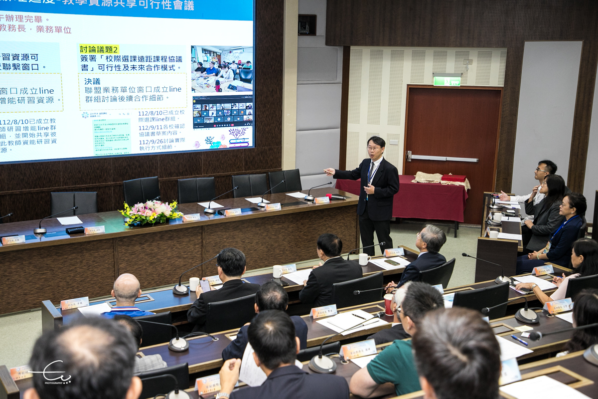 透過跨校選課可以讓學生修習各校的特色課程取得更多資源