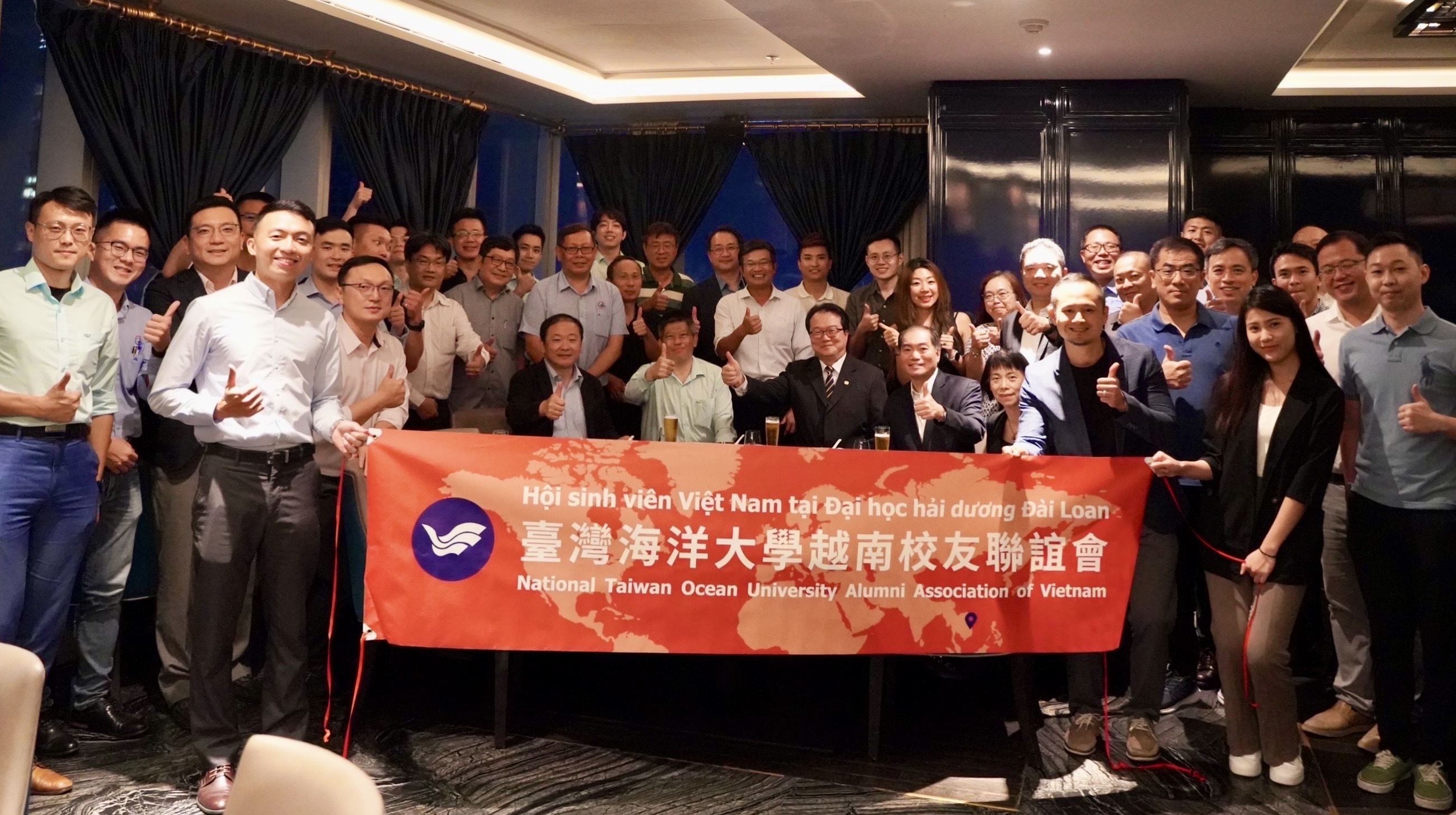 海大越南校友會於校友企業超捷集團設席胡志明市的晚宴中盛大成立