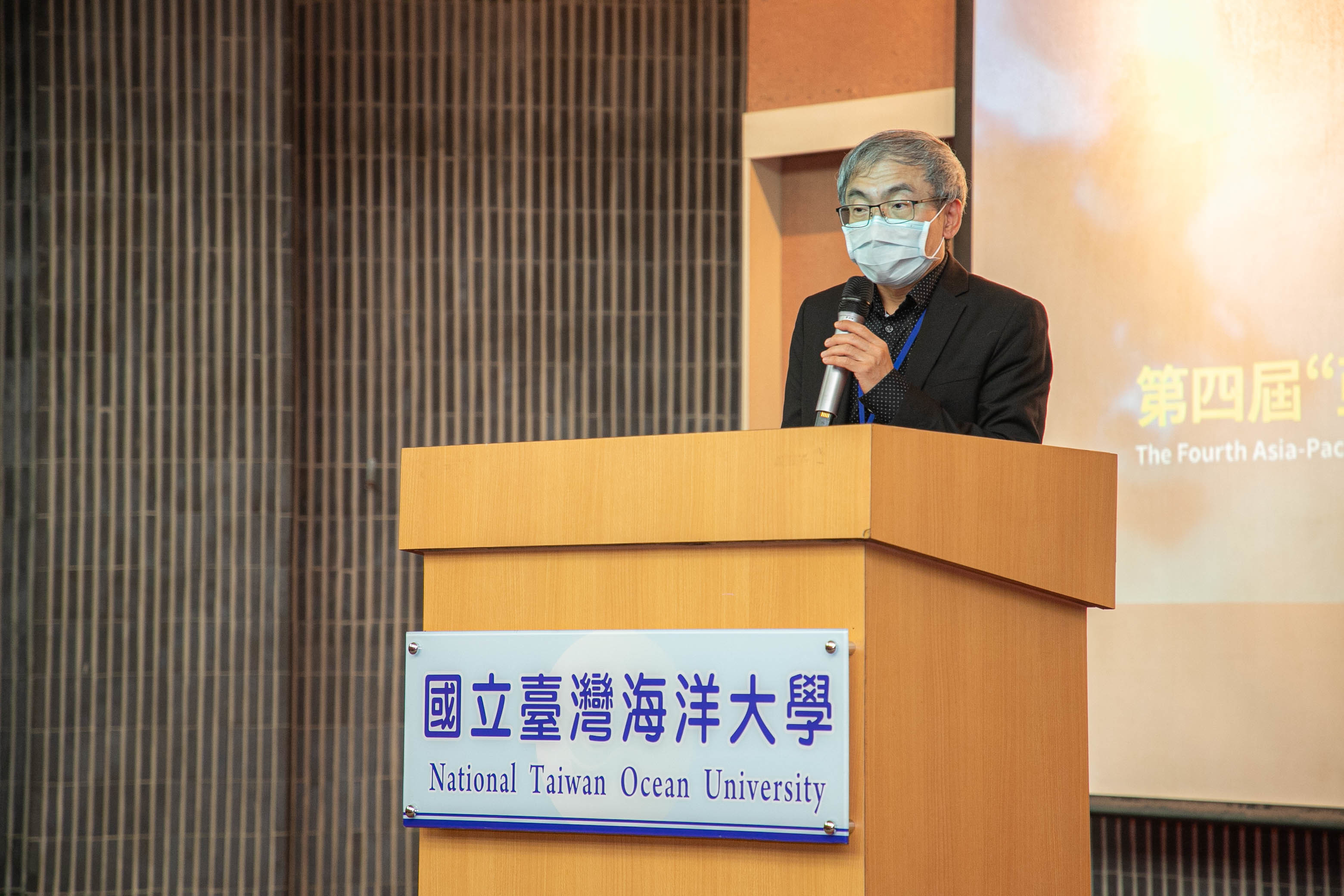 文化部文化資產局局長陳濟民希望還有機會邀請國外學者到臺灣來從事水下文化研究交流