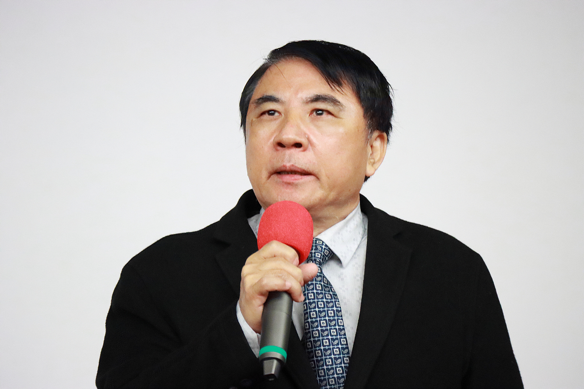 許泰文校長感謝各位教職員工同仁及校友總會，海大團結和諧持續向前邁進